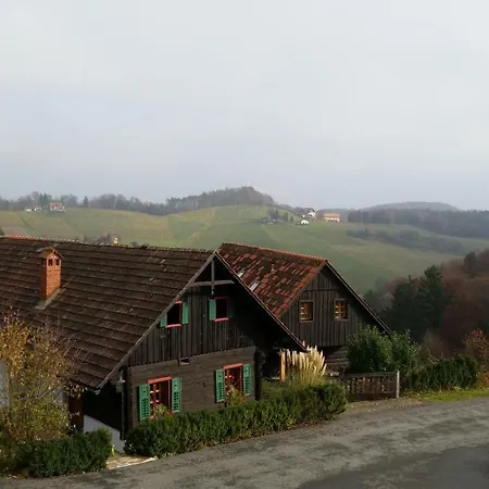 Weingut-gaestezimmer Pongratz