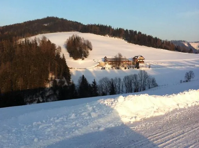 Weingut-gaestezimmer Pongratz Lantgård