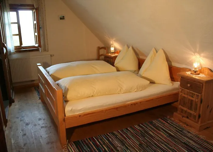 Weingut-gaestezimmer Pongratz Lantgård *