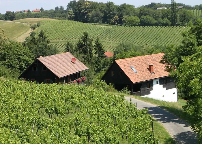 Weingut-gaestezimmer Pongratz Lantgård